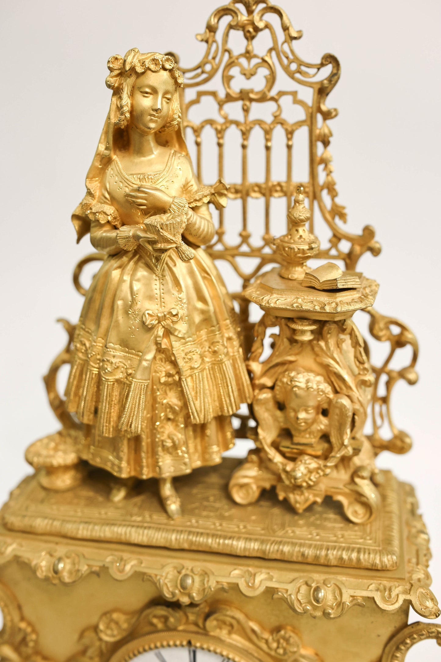 Ceas de semineu din bronz dore - Decorative