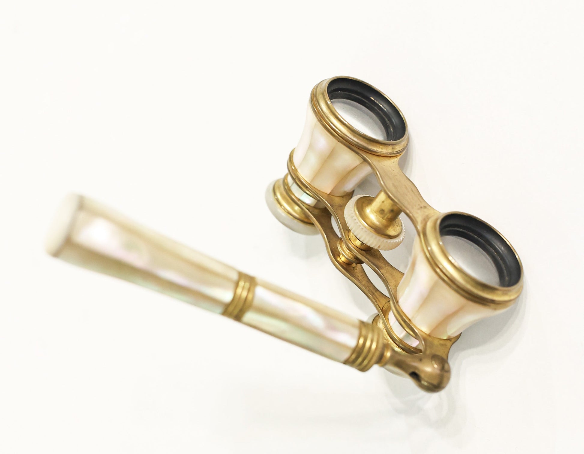 Binoclu pentru opera din bronz dore si sidef - Accesorii Femei