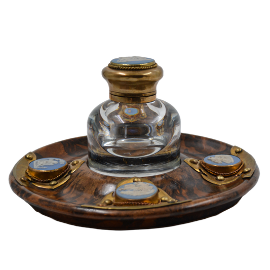 Calimara bronz doré, Wedgwood - TreasureTrove