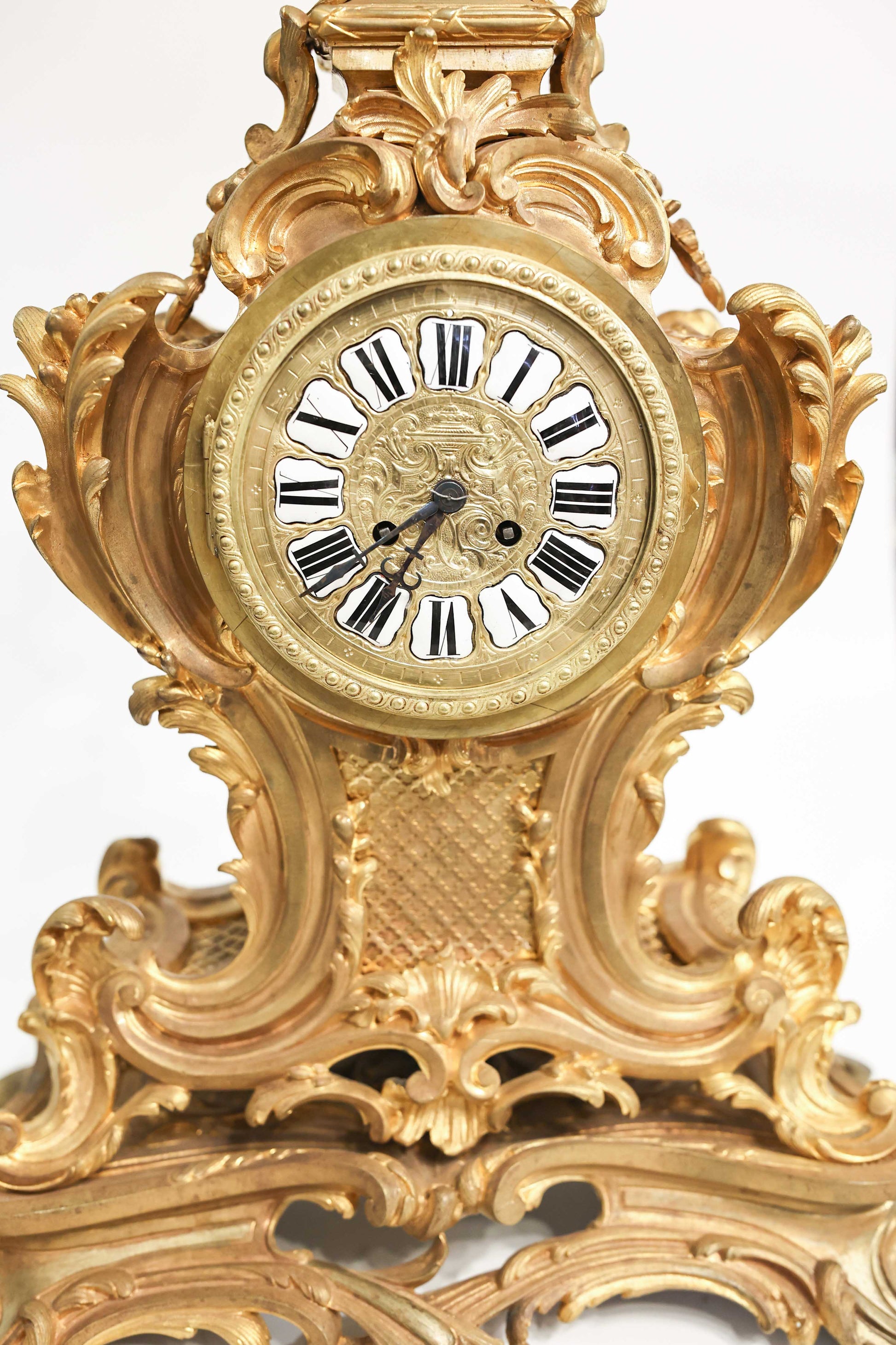 Ceas de semineu din bronz dore - Decorative