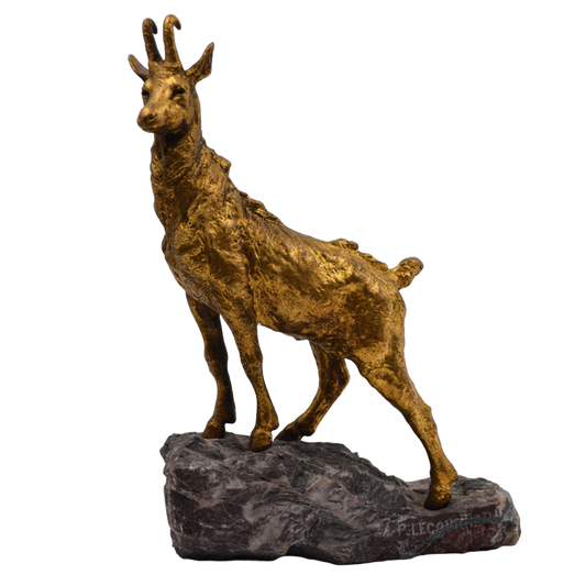 Sculptura din bronz dore, Capră neagră - TreasureTrove