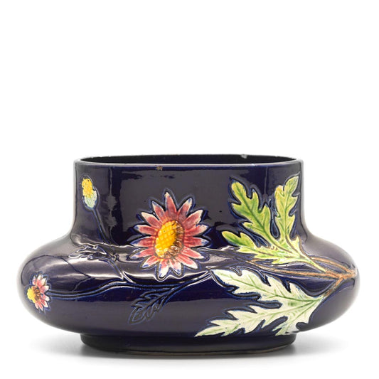 VAS JOS, DIN CERAMICĂ - TreasureTrove